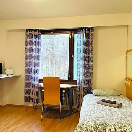 Voionmajoitus Otel *